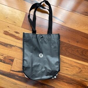 Lululemon Reusable Small Bag